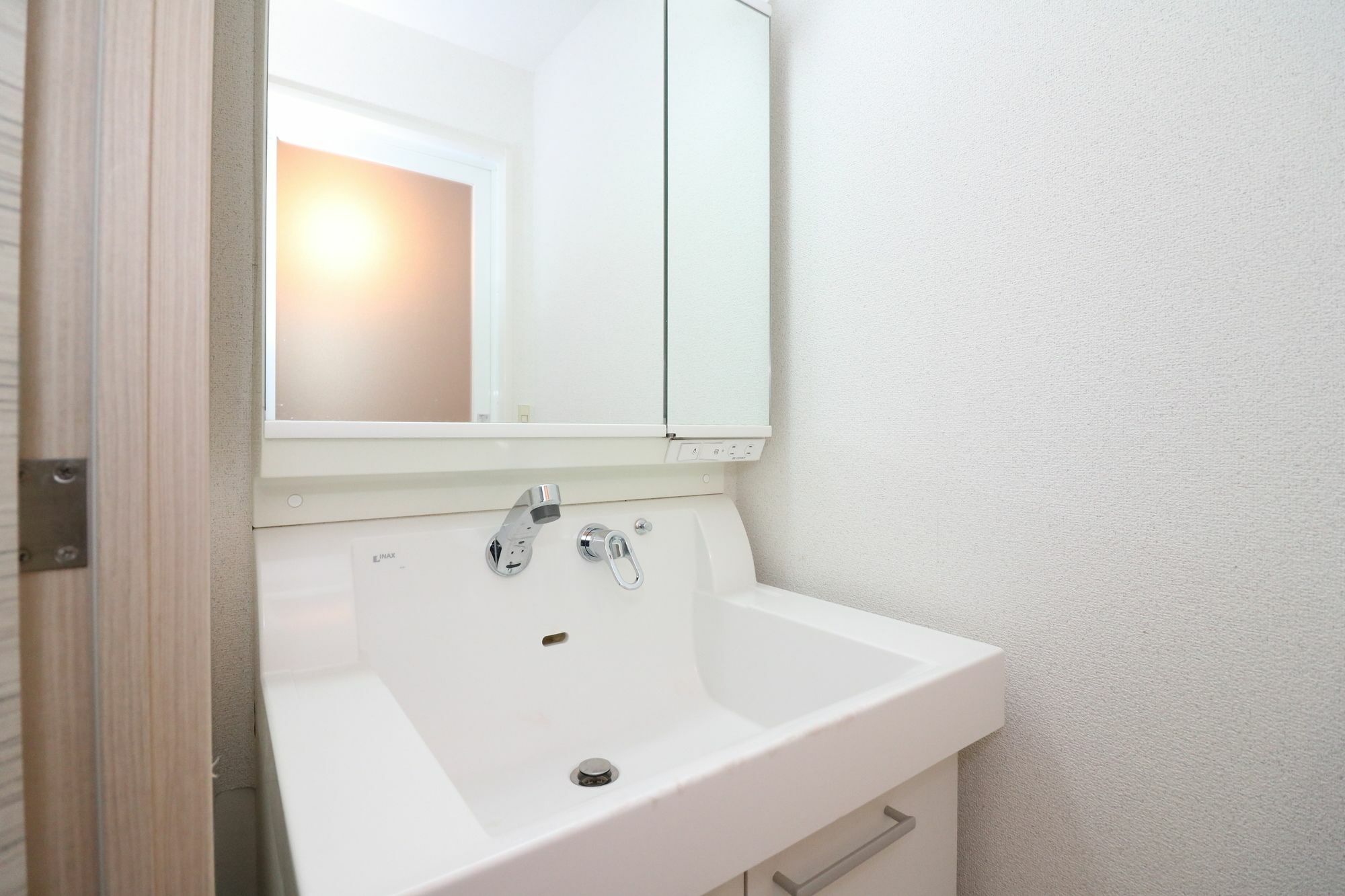 Hg Cozy Hotel No 17 通天閣前 Osaka Exterior photo